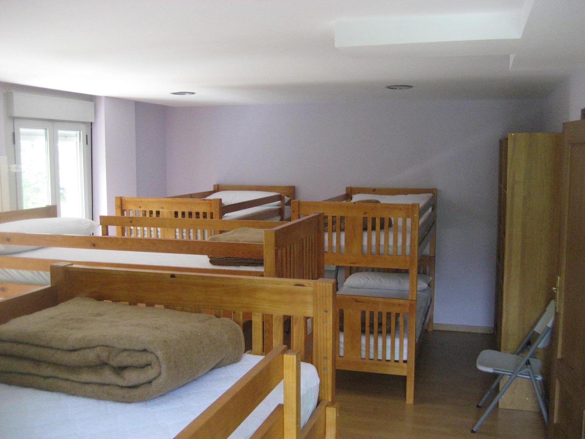 Albergue Turistico Rio Aragon Canfranc Exterior foto